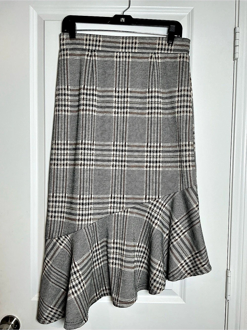 EST. 1946 Plaid Flounced Midi Skirt Size Small Like New